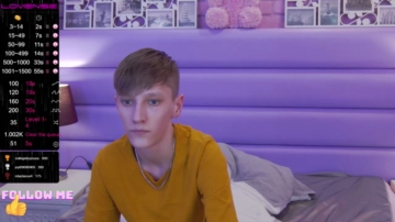 Garethhowel  23-10-2021 video lickfinger